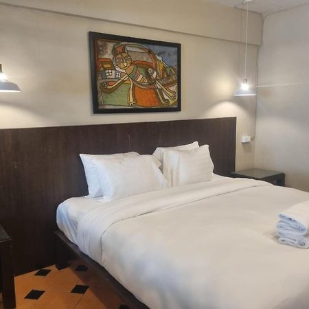 New Breakers Hotel Rawai Bagian luar foto